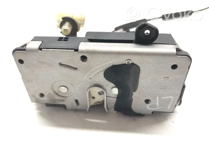 Opel Meriva B Front door lock 13258271