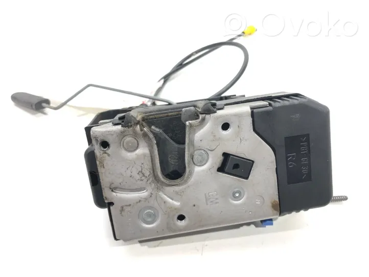 Opel Vivaro Front door lock 8200008248