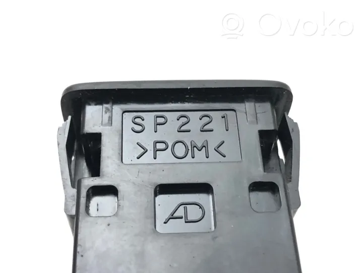 Suzuki SX4 Przełączniki podgrzewania foteli SP221