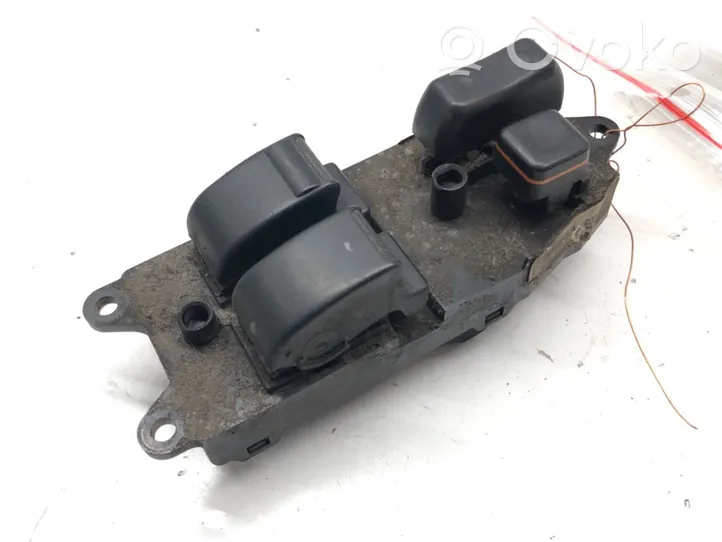 Toyota Corolla Verso E121 Electric window control switch 54035091