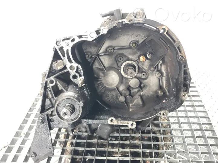 Renault Clio II Boîte de vitesses manuelle à 5 vitesses 7700113677