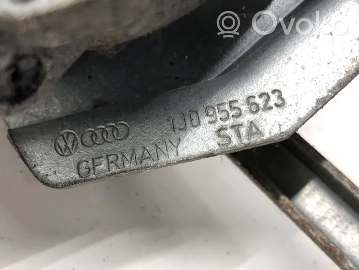 Volkswagen Bora Wischergestänge Wischermotor vorne 1J0955623