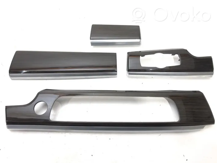 BMW 7 F01 F02 F03 F04 Moldura del panel 