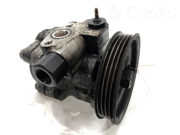 Hyundai Getz Pompe de direction assistée 57110-1C080