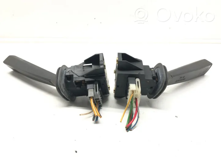 Volvo S70  V70  V70 XC Wiper turn signal indicator stalk/switch 