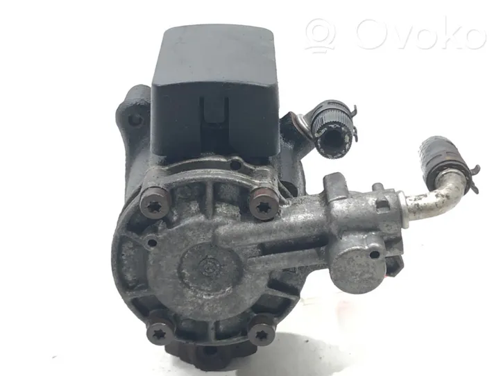 Skoda Rapid (NH) Pompe d'injection de carburant à haute pression 03L130755AL