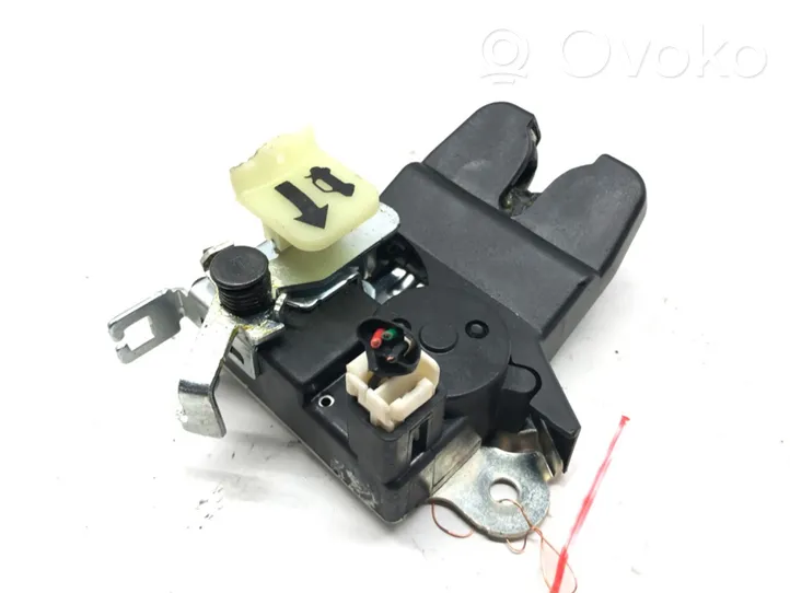 Hyundai i40 Tailgate exterior lock 