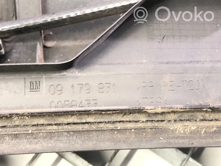 Opel Vectra C Rivestimento del tergicristallo 09179871