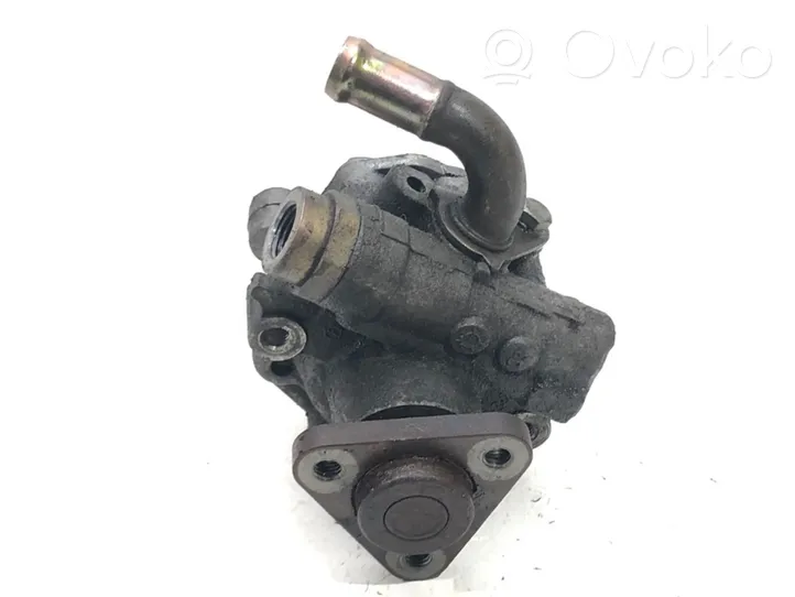 Volkswagen PASSAT B5.5 Power steering pump 