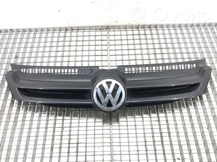 Volkswagen Golf Plus Grotelės priekinės 5M0853655A