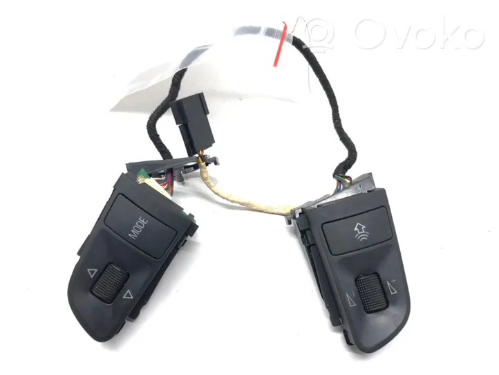 Audi A6 Allroad C6 Steering wheel buttons/switches 