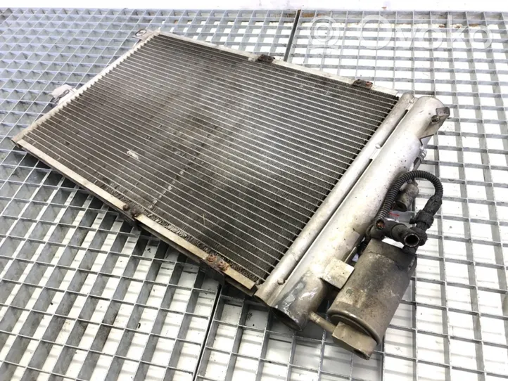 Opel Zafira A Radiateur de refroidissement 