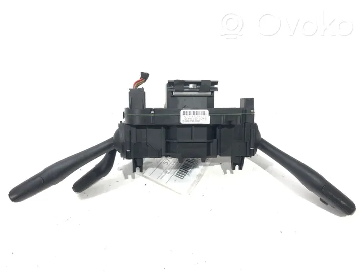 Audi A4 S4 B7 8E 8H Leva/interruttore dell’indicatore di direzione e tergicristallo 8E0953549Q