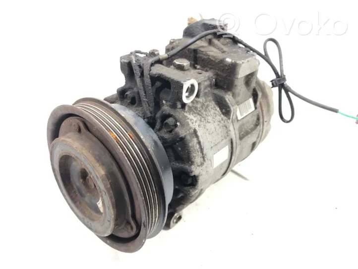 Volkswagen PASSAT B5.5 Ilmastointilaitteen kompressorin pumppu (A/C) 8D0260808