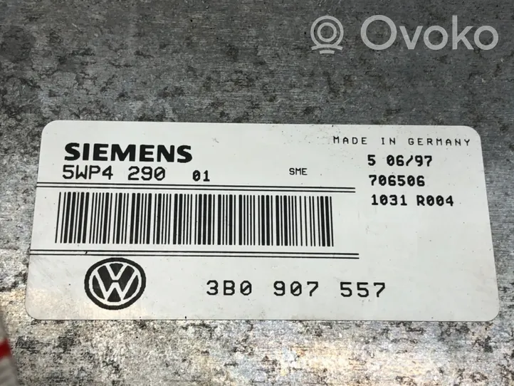 Volkswagen PASSAT B5 Moottorin ohjainlaite/moduuli (käytetyt) 3B0907557