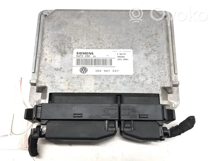 Volkswagen PASSAT B5 Engine control unit/module ECU 3B0907557