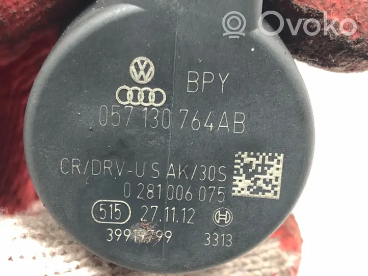 Audi A5 8T 8F Régulateur de pression de carburant 057130764AB