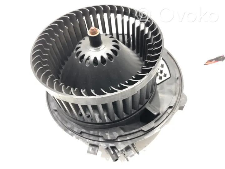 Volkswagen Golf VII Ventola riscaldamento/ventilatore abitacolo 5Q1819021E