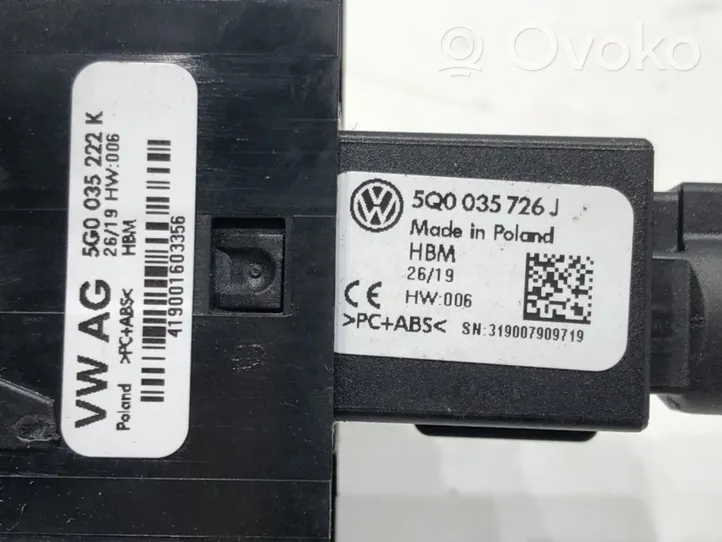 Volkswagen Golf VII Gniazdo / Złącze USB 5G0035222K