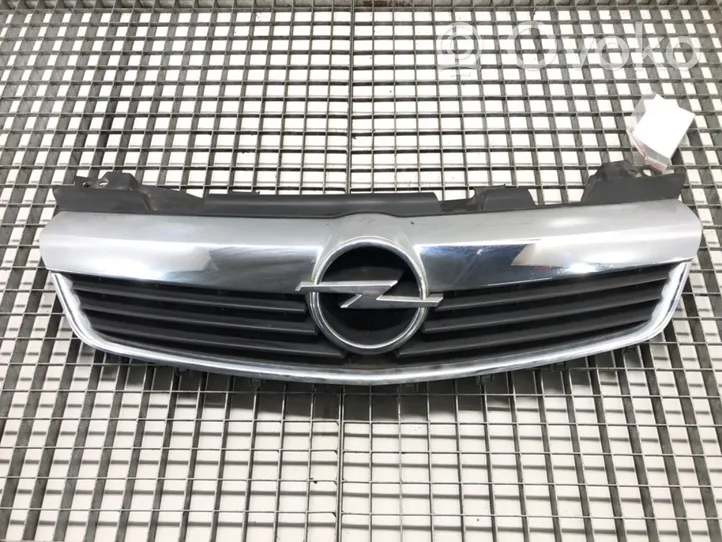 Opel Zafira B Grille de calandre avant 