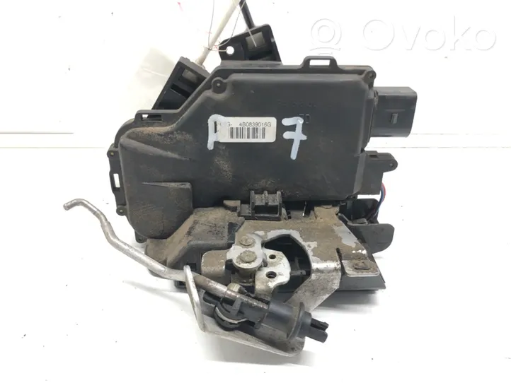 Audi A6 Allroad C5 Rear door lock 4B0839016G