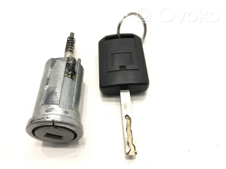 Opel Meriva A Ignition lock 13168306