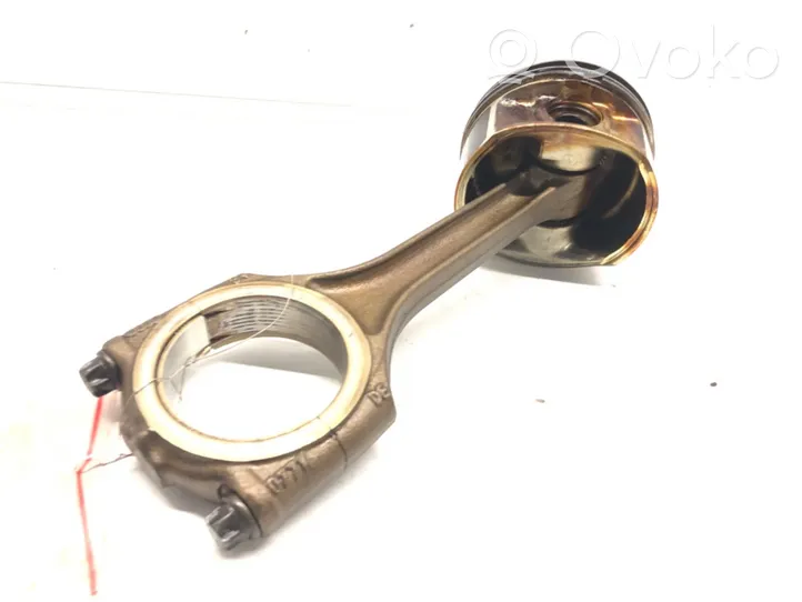 Audi A6 Allroad C5 Piston with connecting rod BDV077K