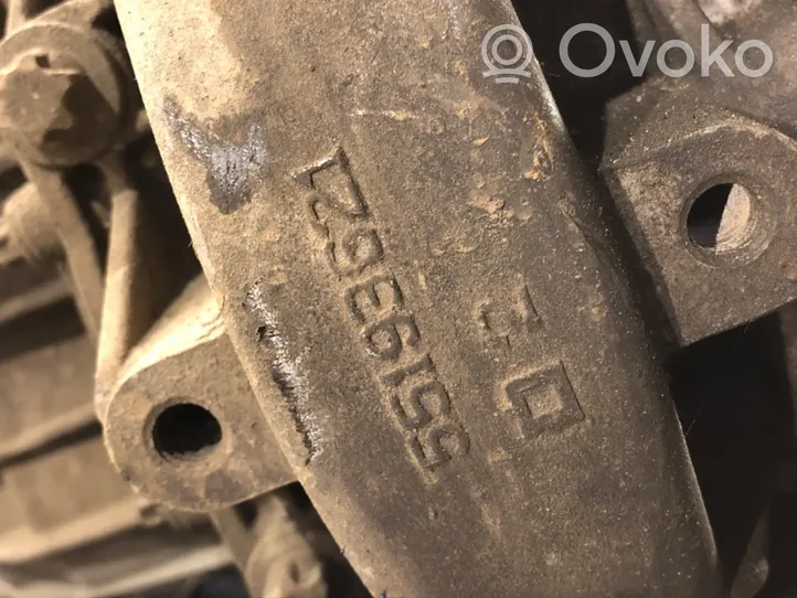 Opel Corsa D Mechaninė 5 pavarų dėžė 55193621