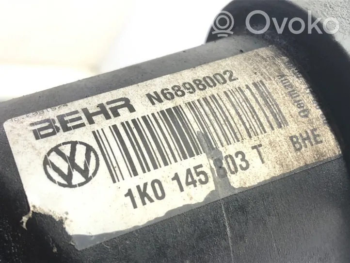 Volkswagen Golf V Interkūlerio radiatorius 1K0145803T