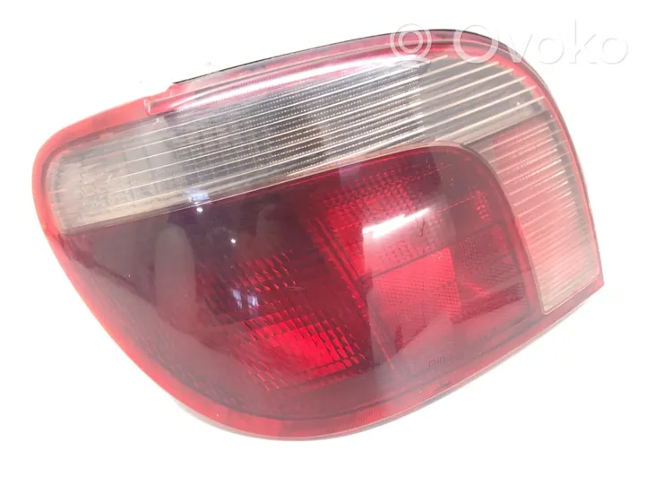 Toyota Yaris Lampa tylna 53-08701L