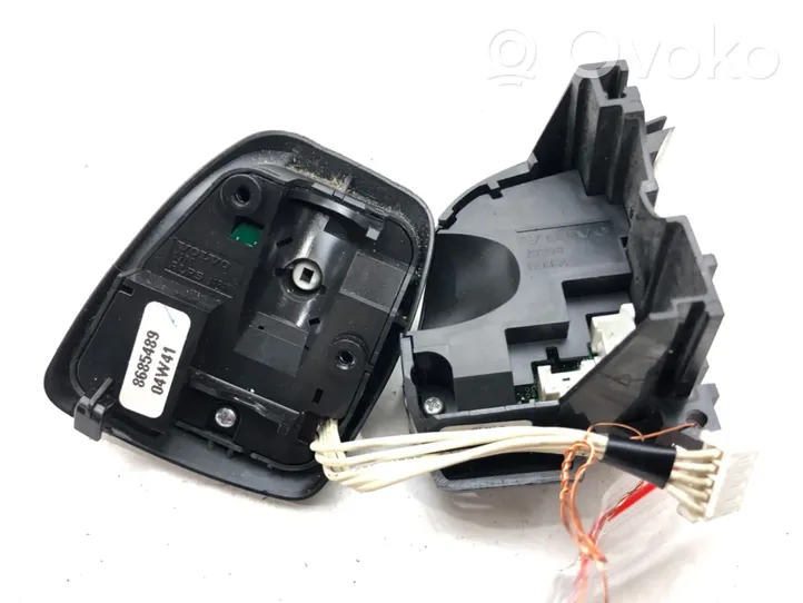 Volvo S60 Pulsanti/interruttori sul volante 8685489