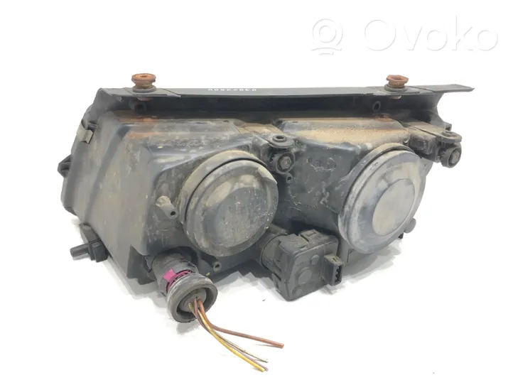 Volkswagen PASSAT B5 Lampa przednia 