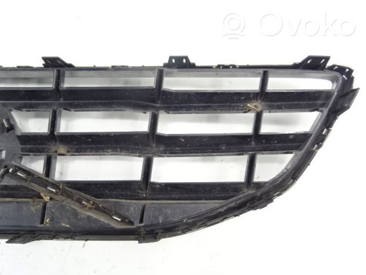 Volvo V40 Grille de calandre avant 