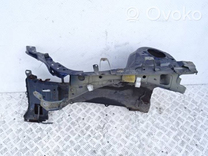 Toyota Avensis T270 Longeron support avant 