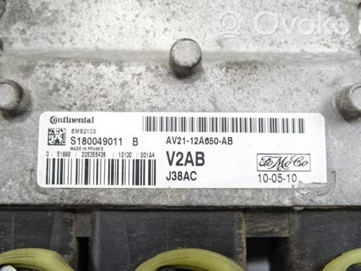 Ford Fiesta Calculateur moteur ECU AV2112A650AB