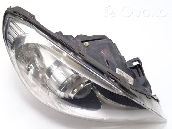 Volvo S60 Lampa przednia 31299993