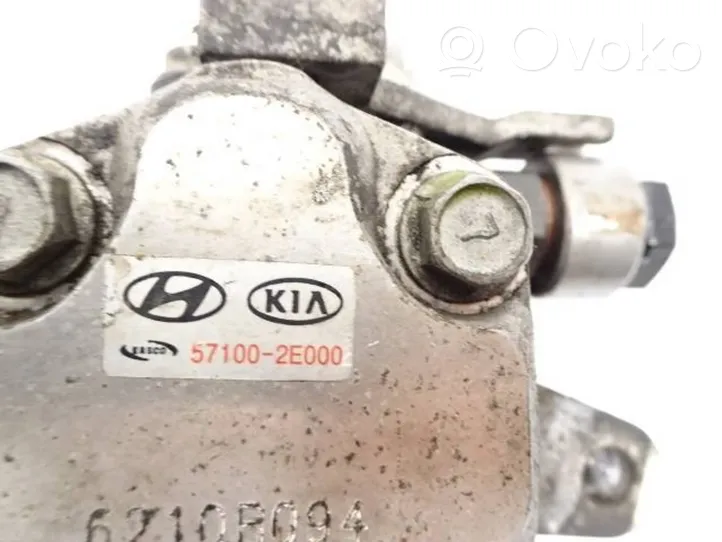 KIA Sportage Pompe de direction assistée 571002E000