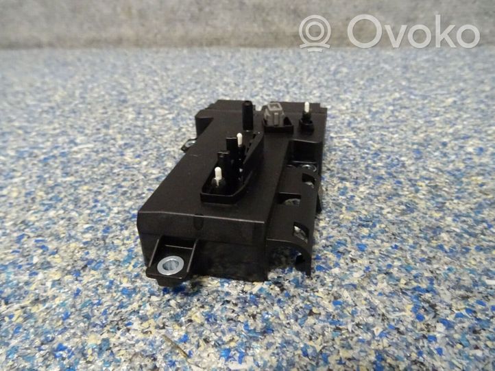 Audi Q3 8U Interruptor de control del asiento 8K0959748