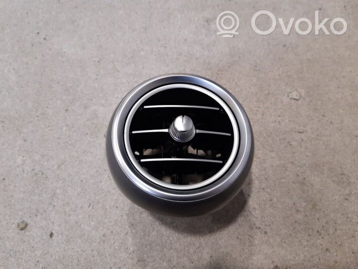 Mercedes-Benz C AMG W205 Copertura griglia di ventilazione cruscotto A2058304300