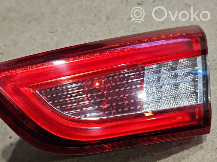 Maserati Ghibli Klosze lamp tylnej klapy bagażnika 06700046630