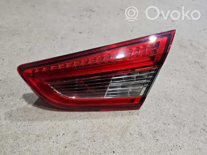 Maserati Ghibli Klosze lamp tylnej klapy bagażnika 06700046630