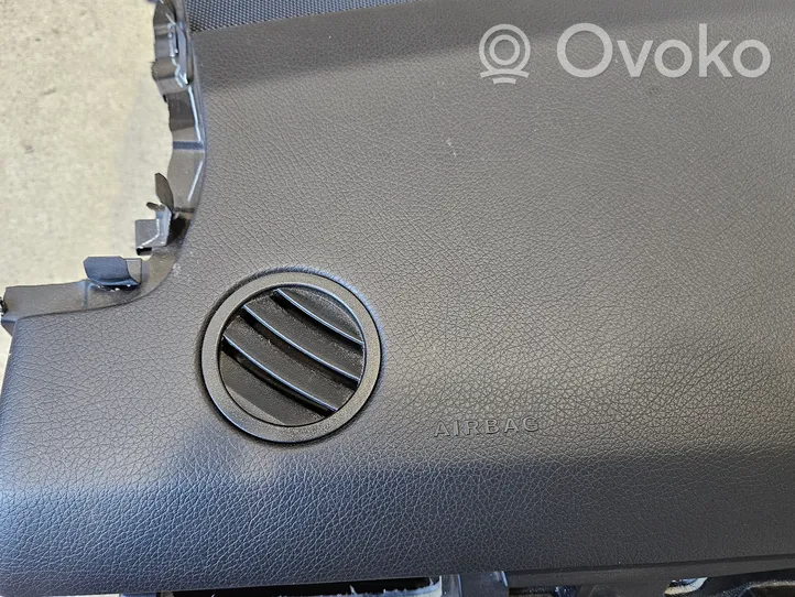 Mercedes-Benz GLE (W166 - C292) Panelė A1666802787