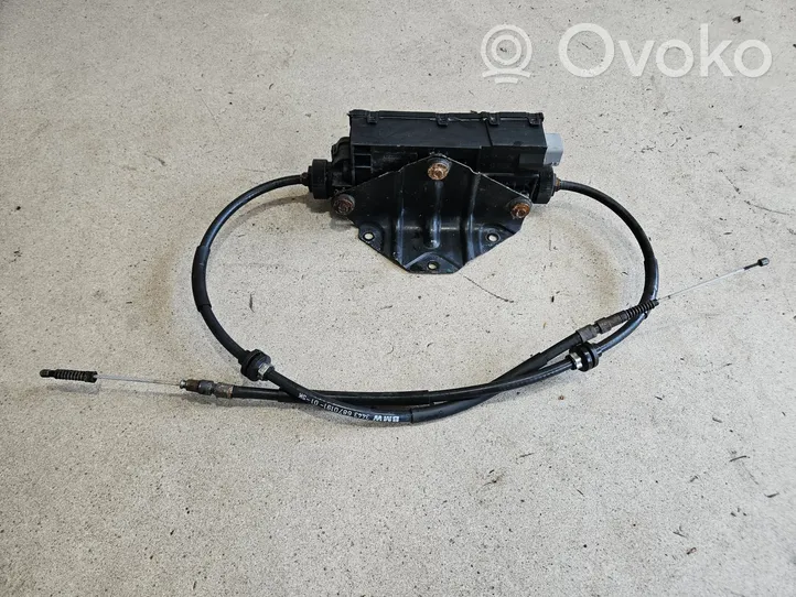 BMW X5 F15 Modulo di controllo del freno a mano 6882652