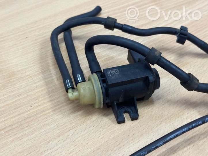 Volkswagen PASSAT B7 Solenoidinis vožtuvas 03L131605N