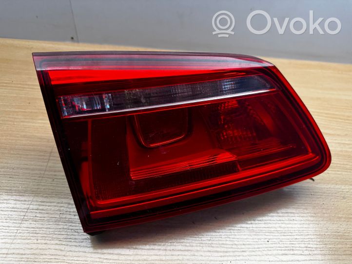 Volkswagen Golf Sportsvan Lampy tylnej klapy bagażnika 510945093G