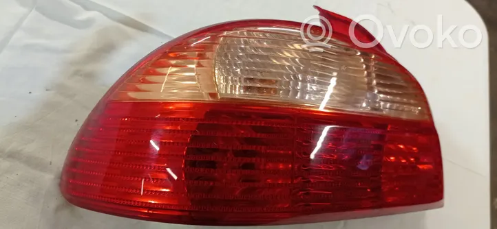 Toyota Avensis T220 Rear/tail lights 8156105090