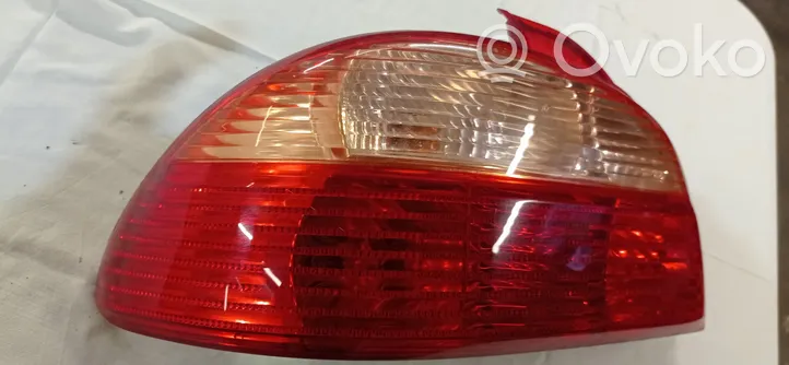 Toyota Avensis T220 Lampa tylna 8156105090