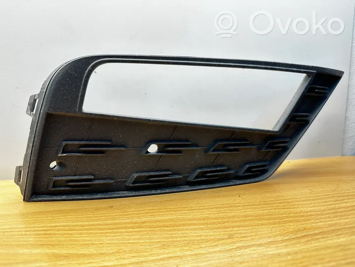 Seat Leon (5F) Grille antibrouillard avant 5F0853666G