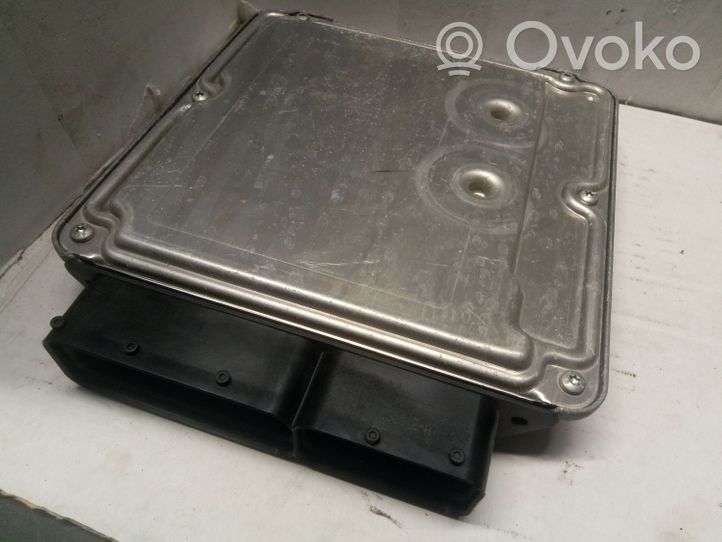 Volkswagen Touareg I Komputer / Sterownik ECU silnika 0281011839