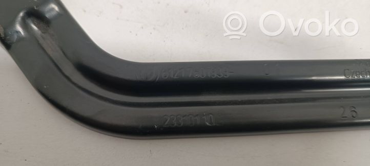 BMW 4 F32 F33 Staffa di montaggio della batteria 61217601939